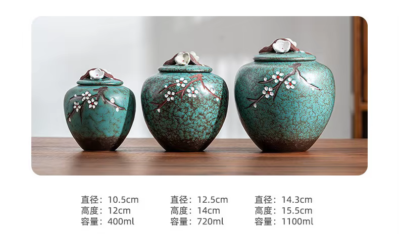 Urna cerámica con cierre de sello y grabado