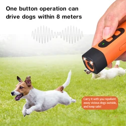Repelente ultrasónico recargable para perros con linterna LED