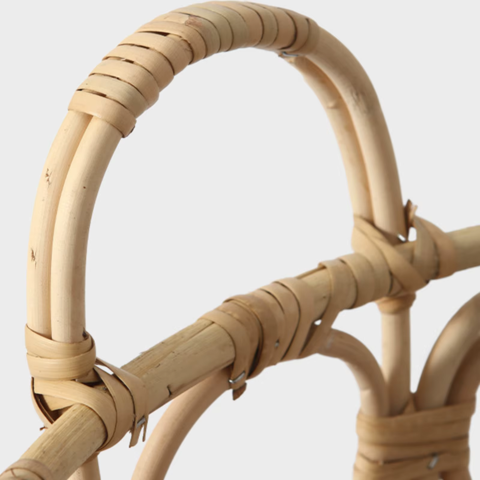 Cama rattan boho para gatos y perros pequeños – Cesto ventilado con asas - imagen 2