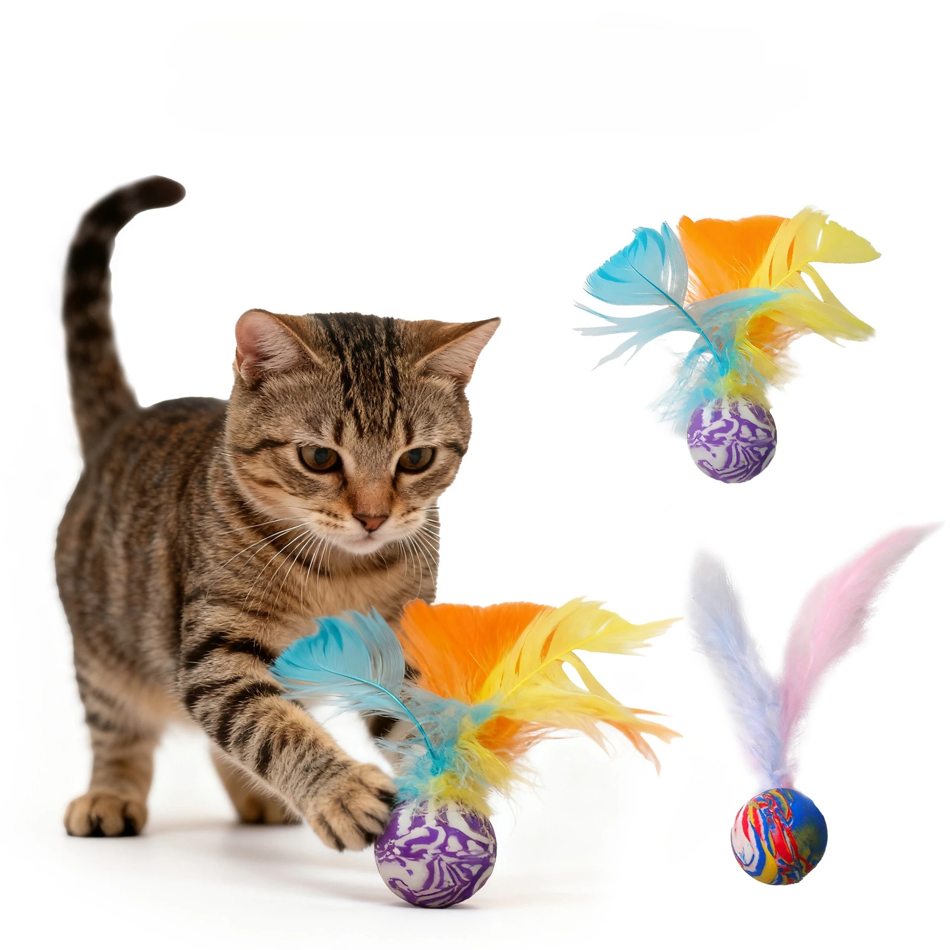 Bola de plumas divertida para gatos en uso