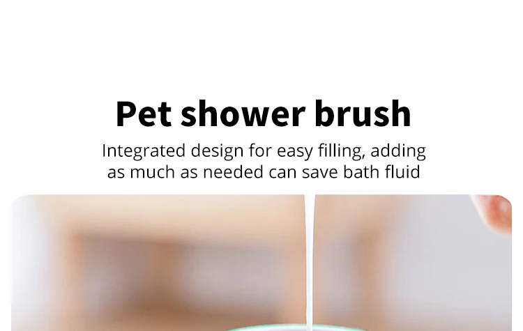 Cepillo de baño para mascotas en uso