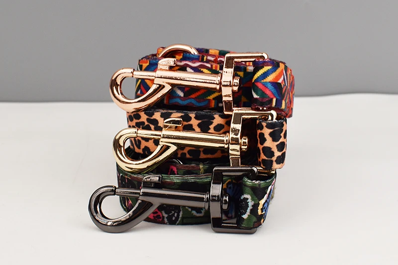 Conjunto de collar y correa de cadena para paseos