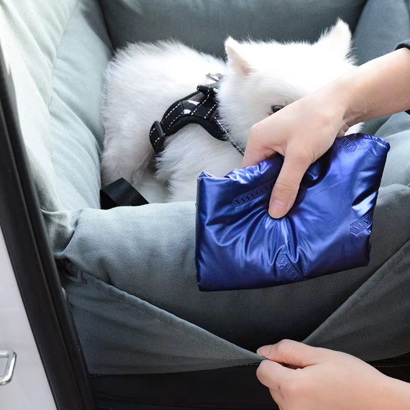 Cama de viaje lavable y extraíble para perros pequeños en el coche - imagen 2