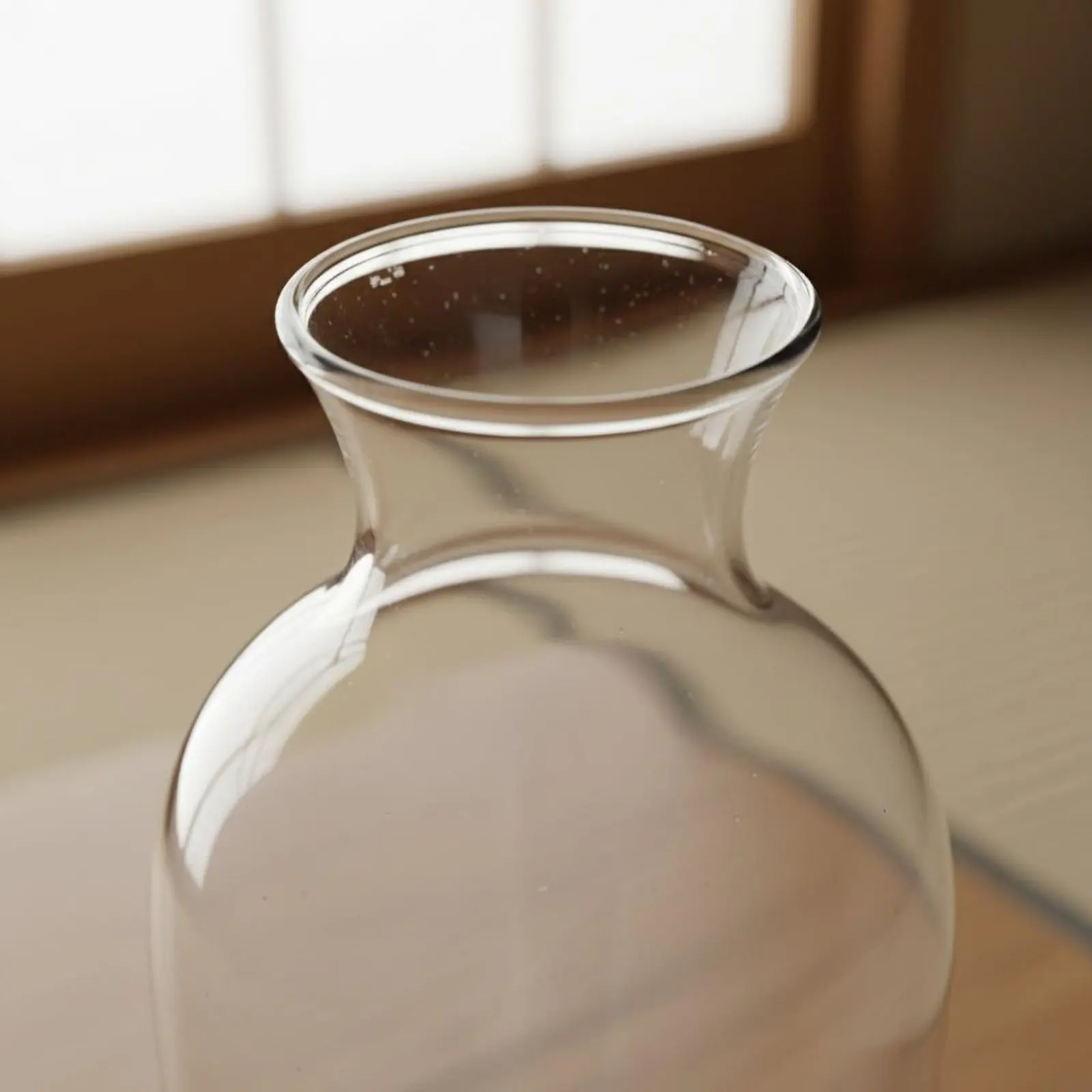 Jarrón de vidrio transparente japonés para mesa, decoración serena - imagen 3