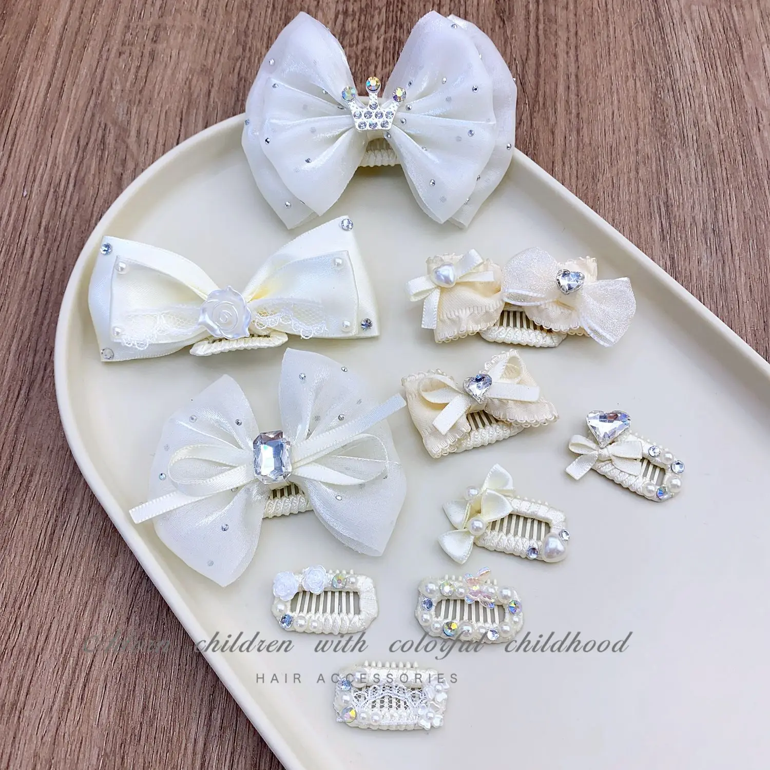 Lazo mariposa de Yorkshire con detalle de diamante roto