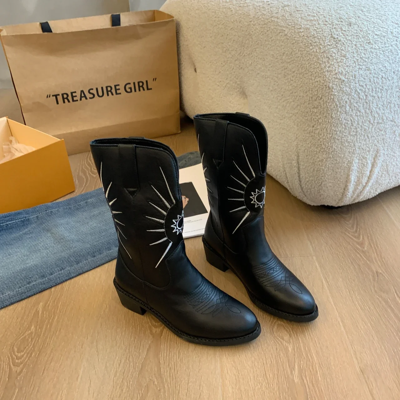 Botines TULX combinados en estilo urbano