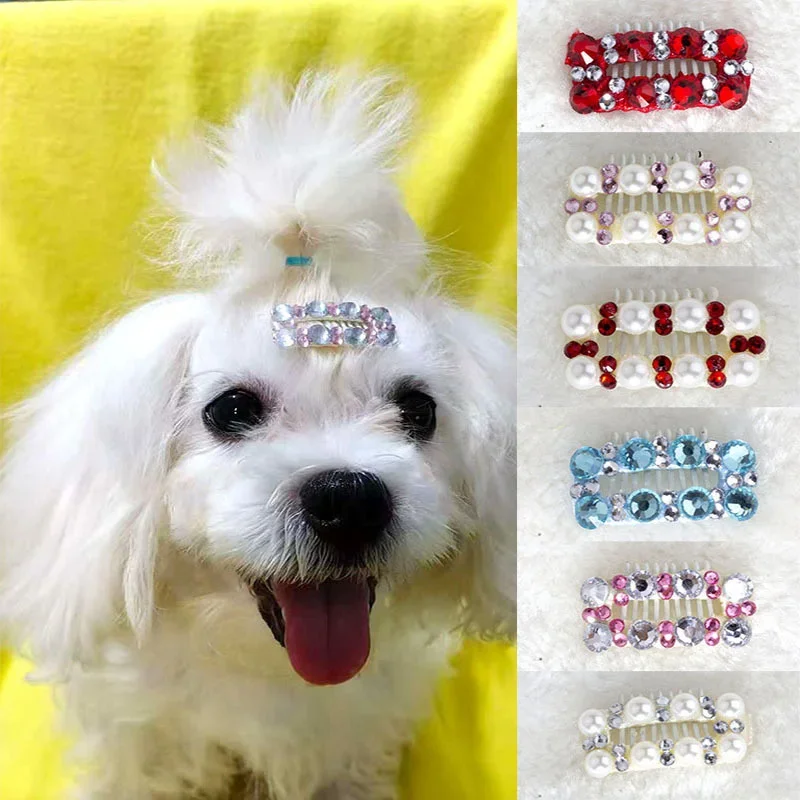 Pinzas decoradas con pedrería y perlas