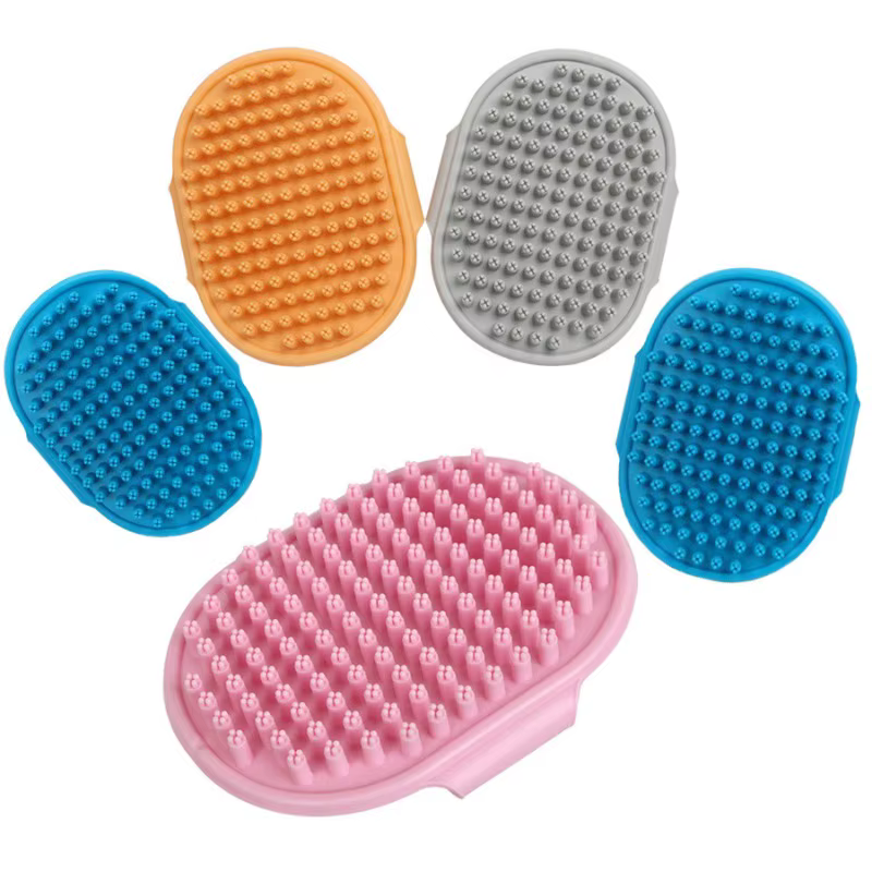 Cepillo de goma para mascotas con puntas divididas