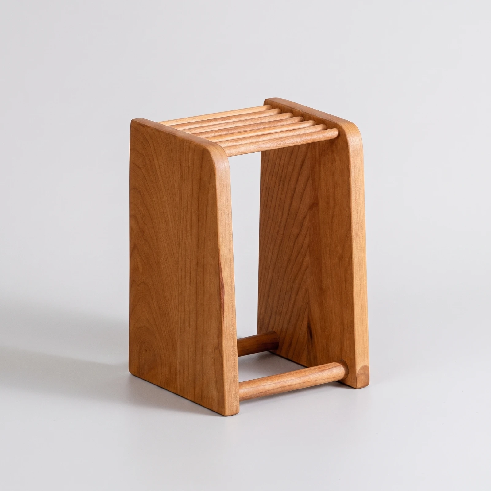 Soporte de cuchillos de madera ventilado y compacto para la cocina - imagen 3