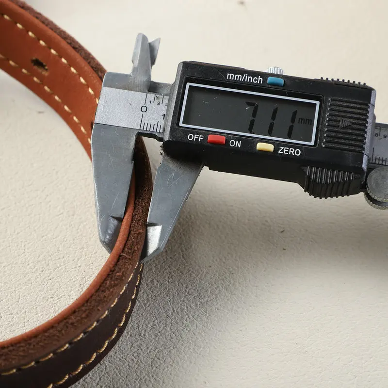 Collar de cuero genuino para perros medianos y grandes – Ajustable y resistente - imagen 2