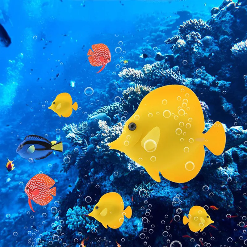 Peces decorativos金色的 y azules