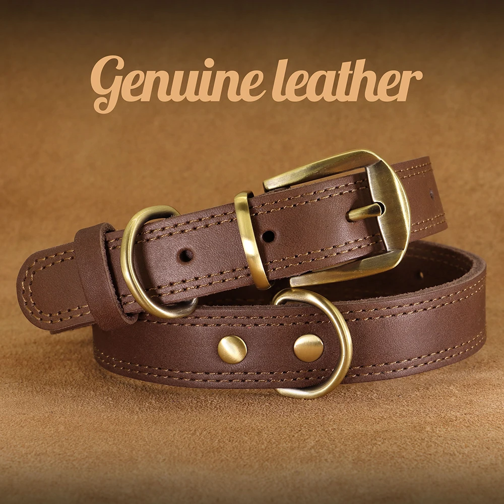 Collar de piel auténtica visto desde otro ángulo