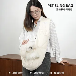 Bolsa de transporte cálida para gatos y perros pequeños en invierno