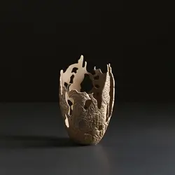 Escultura decorativa metal calado bronce dorado relieve