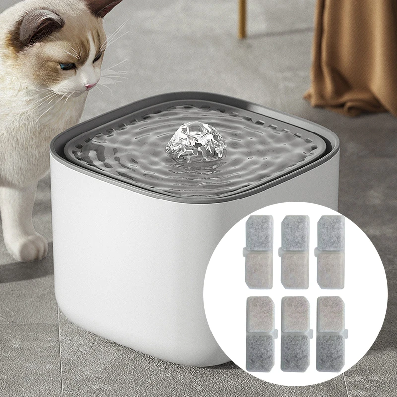 Filtro de repuesto para fuente de agua de gato mostrando su estructura