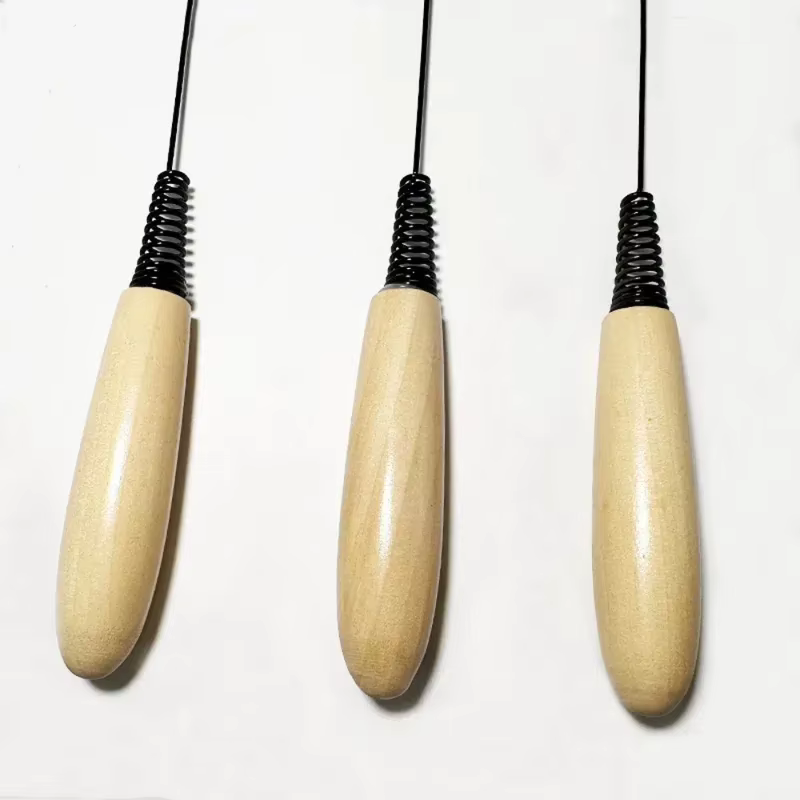 Caña de madera para gatos con plumas y cascabel – Cabeza intercambiable - imagen 2