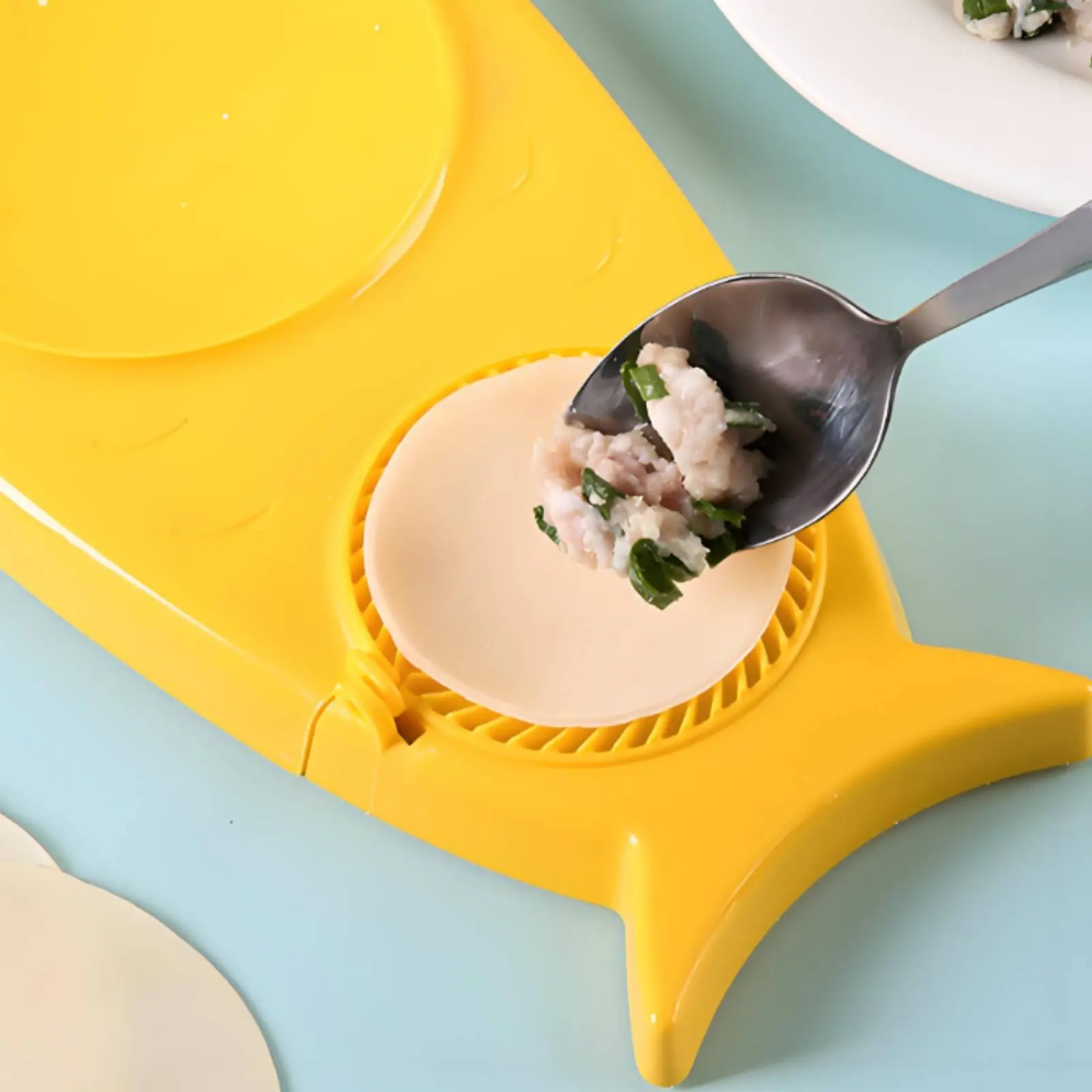 Prensa manual para dumplings y ravioles con mango ergonómico - imagen 3