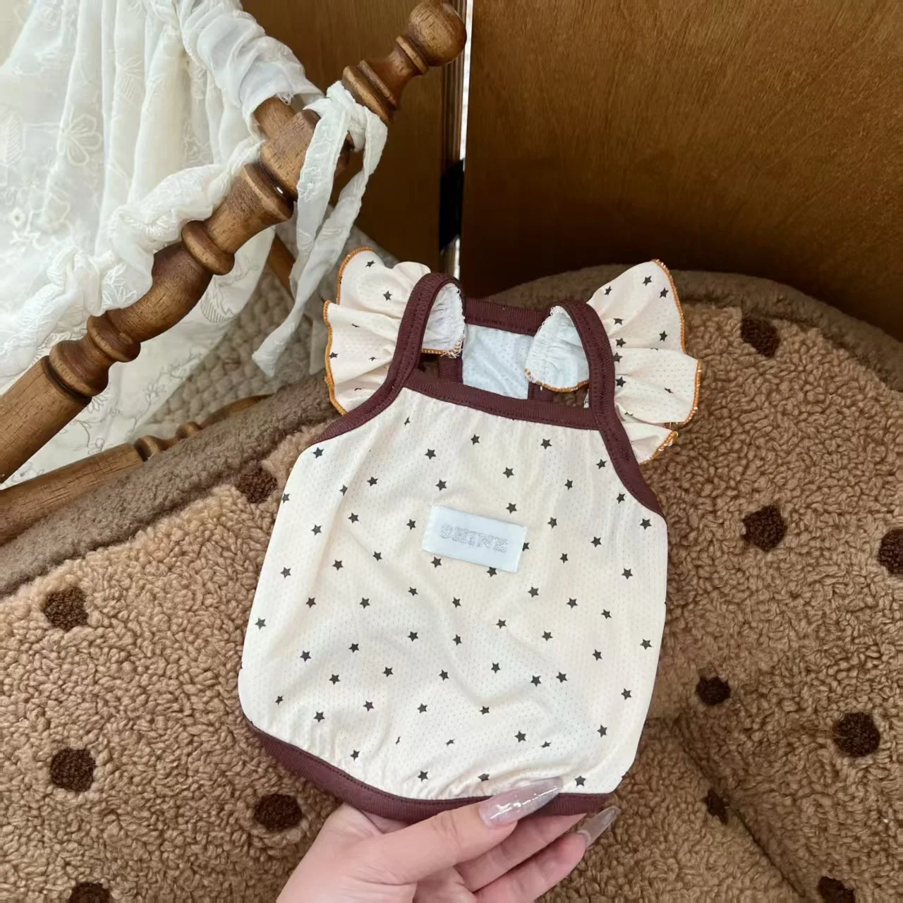 Chaleco refrescante para perros y gatos, diseño con estrellas - imagen 3