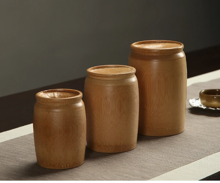 Urna de bambú vista frontal