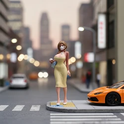 Figura Miniatura Mujer Realista con Vestido para Diorama