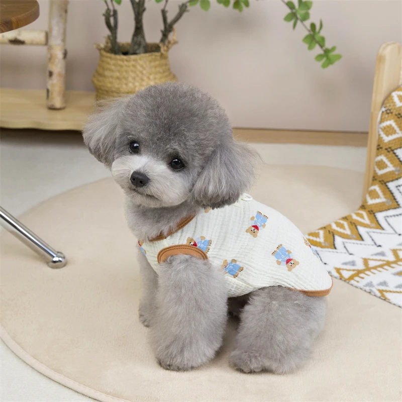 Mascota con chaleco