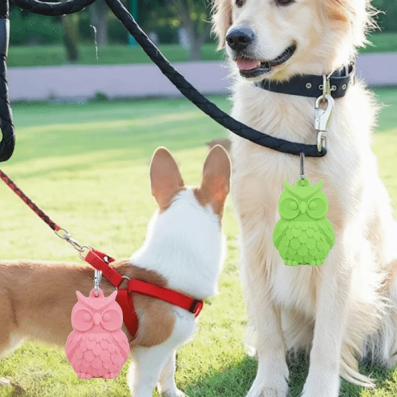 Dispensador portátil bolsas caca de perro impermeable silicona suave - imagen 4