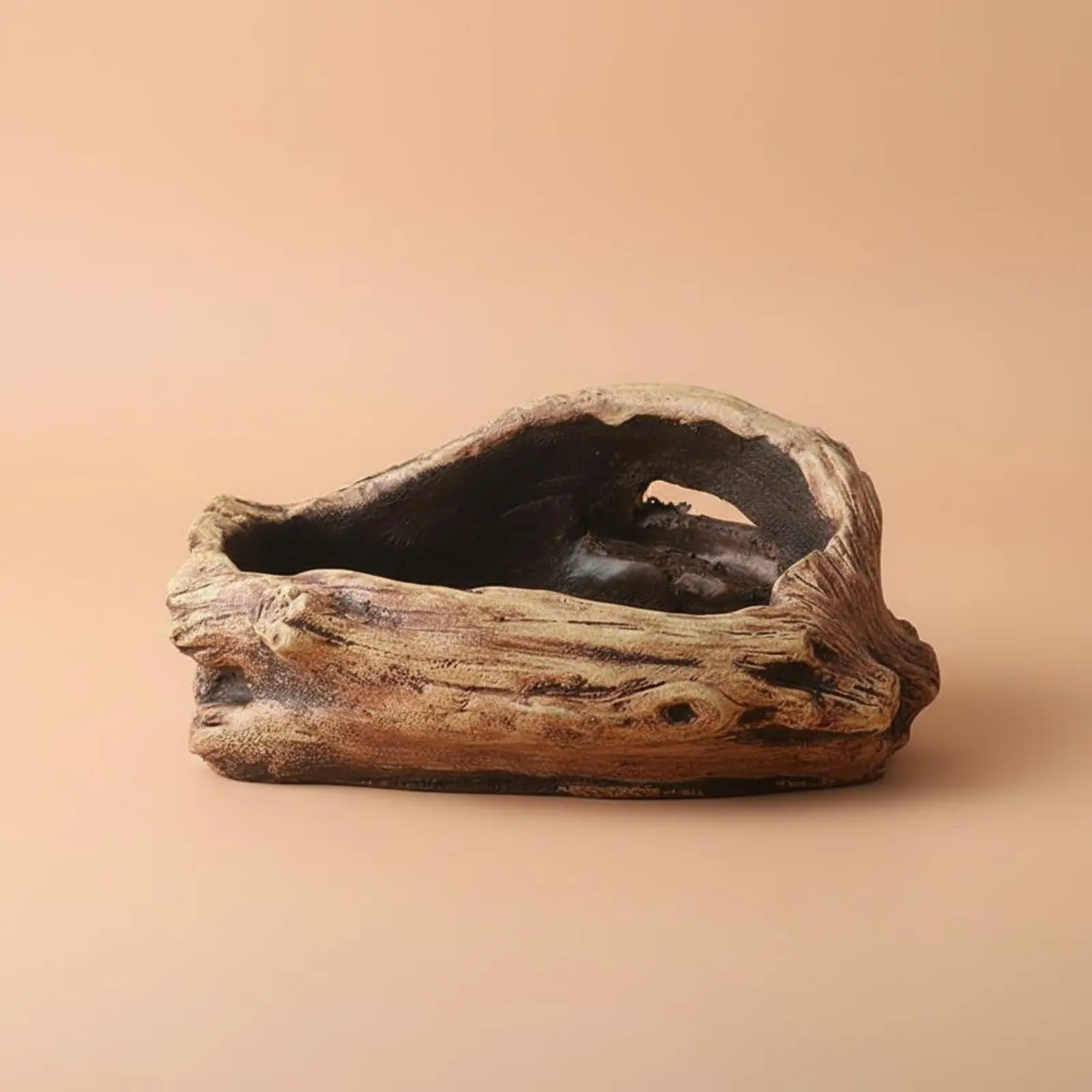 Maceta para suculentas de cemento con drenaje y diseño artesanal