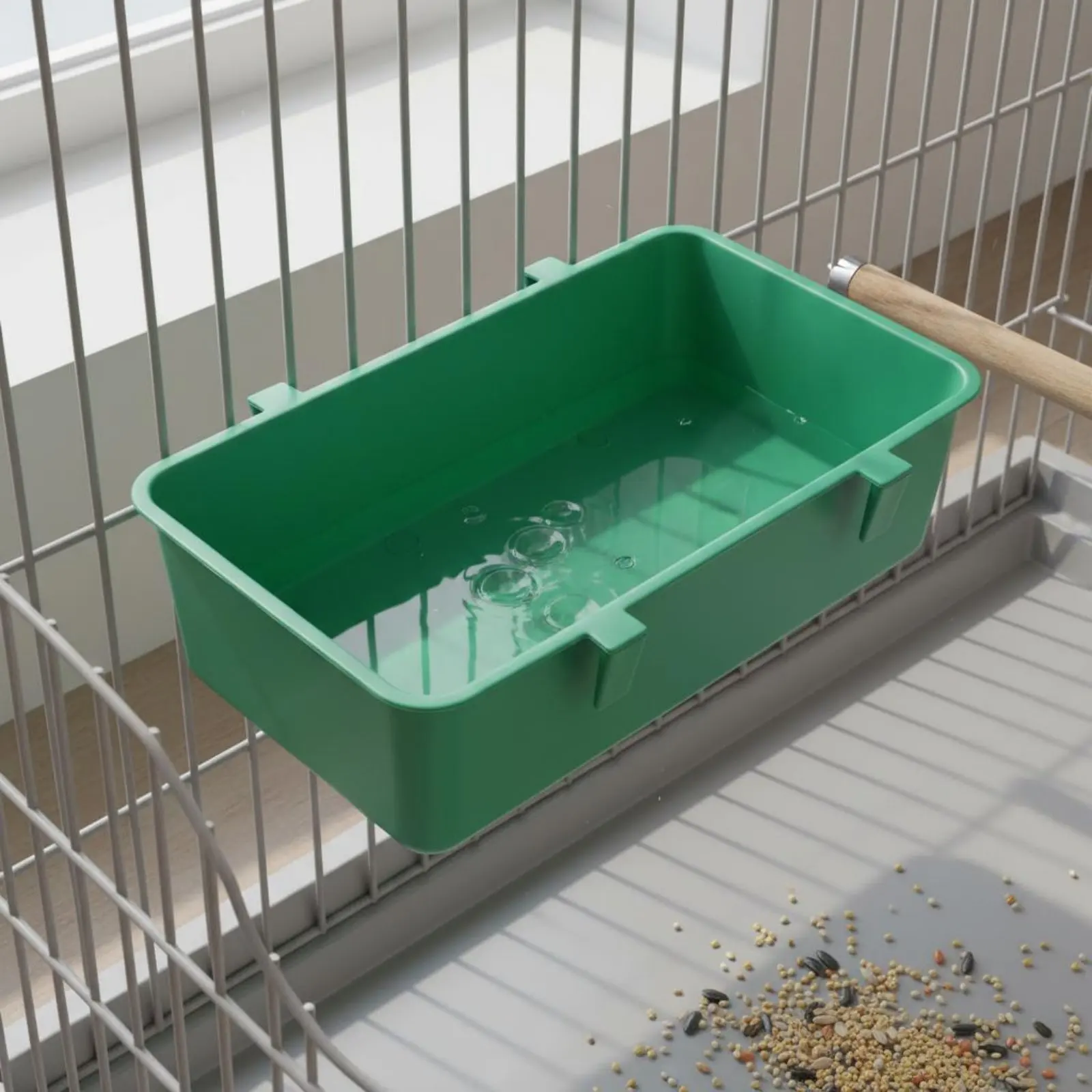 Comedero colgante anti-salpicaduras para aves con bandeja desmontable - imagen 5