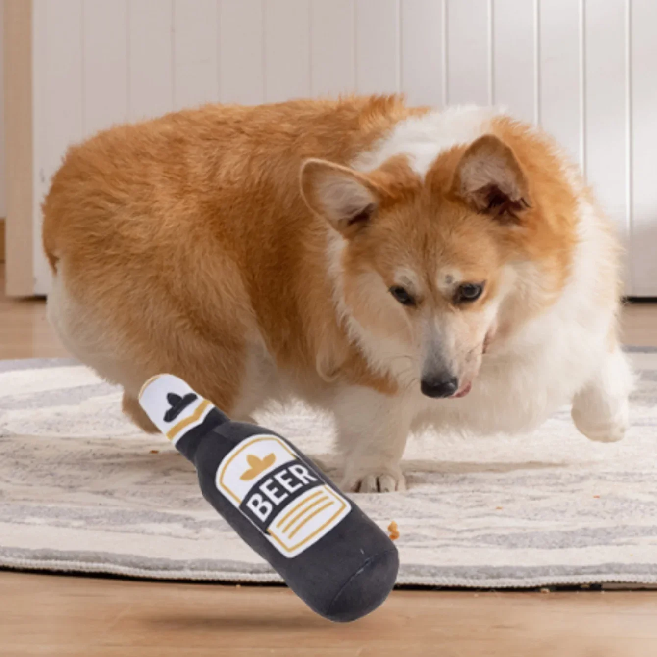Juguete para perros de peluche botella de cerveza con sonido - imagen 3