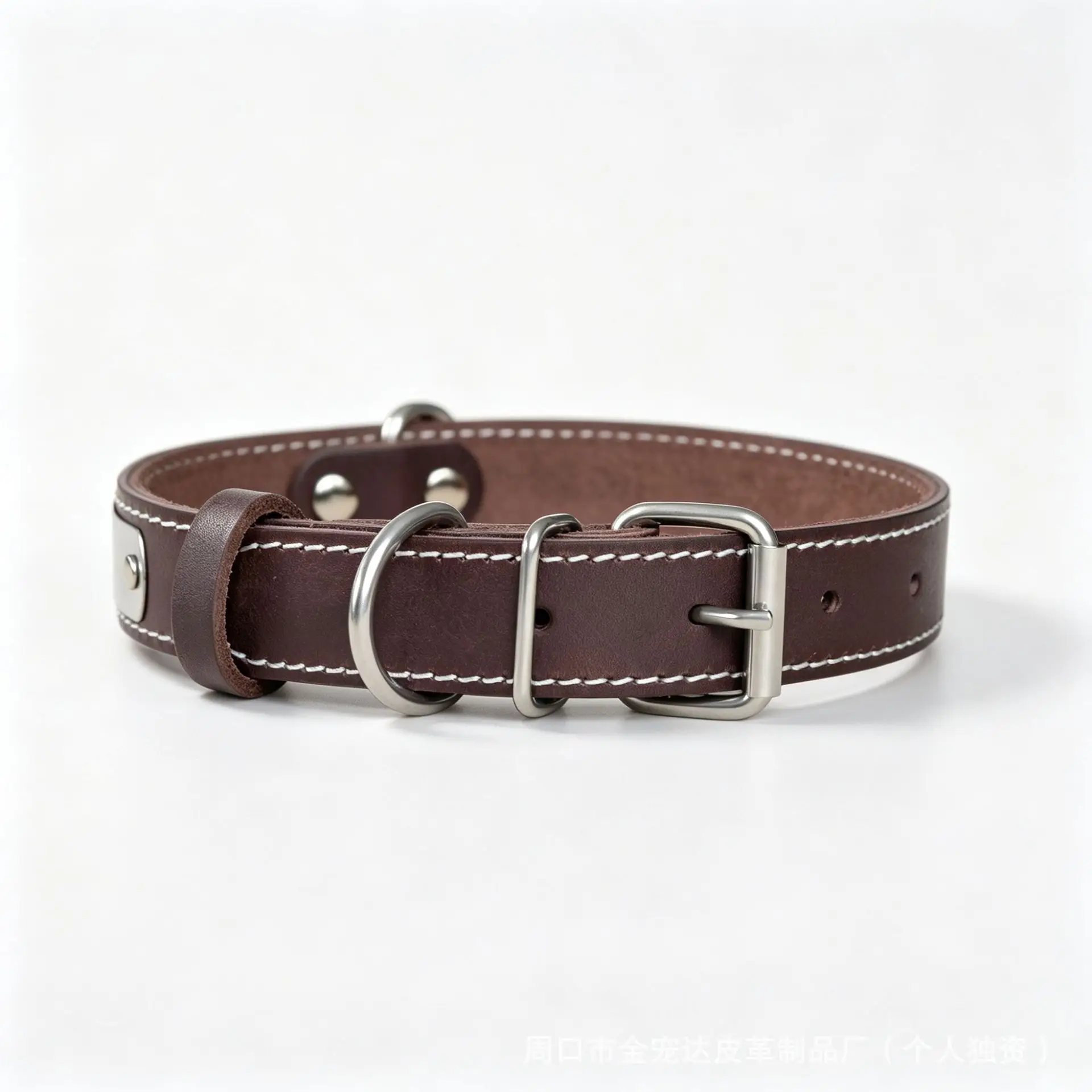 Collar de Cuero para Perro con Placa Identificación – Ajustable y Resistente - imagen 3