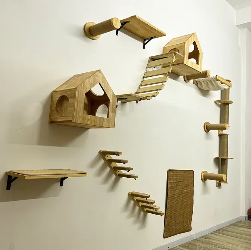 Parque de escalada mural para gatos con hamaca de madera y puente - imagen 2
