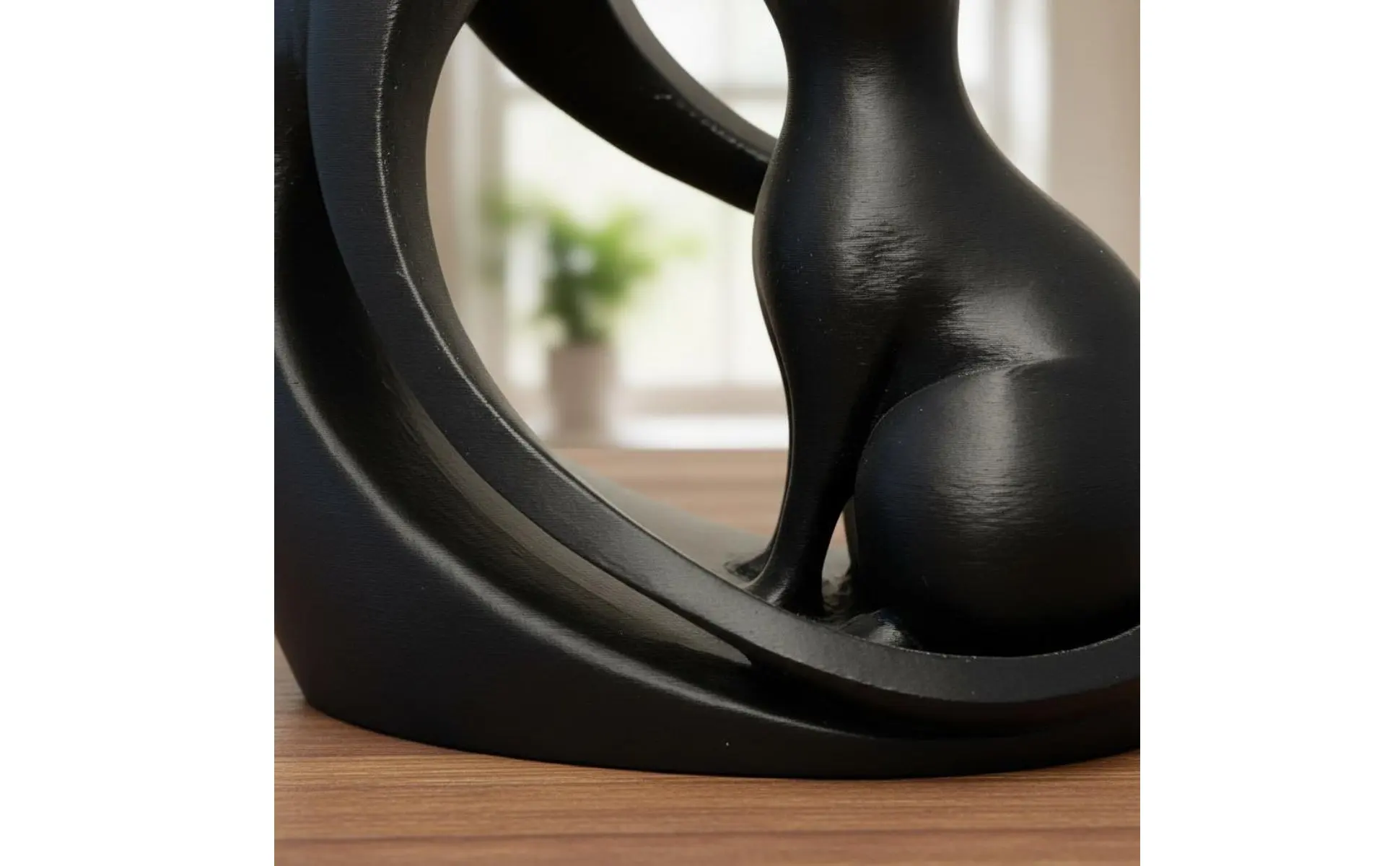 Figura de escritorio pulida