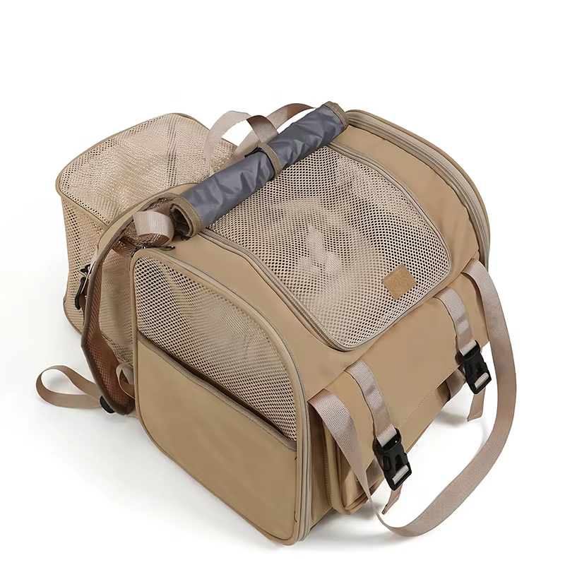 Mochila plegable extensible para gatos y perros pequeños en coche - imagen 2