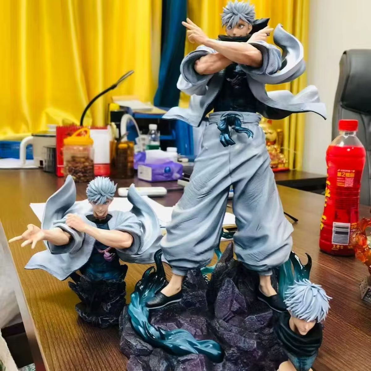 Gojo Satoru de Jujutsu Kaisen – Figura de acción de PVC coleccionable - imagen 2