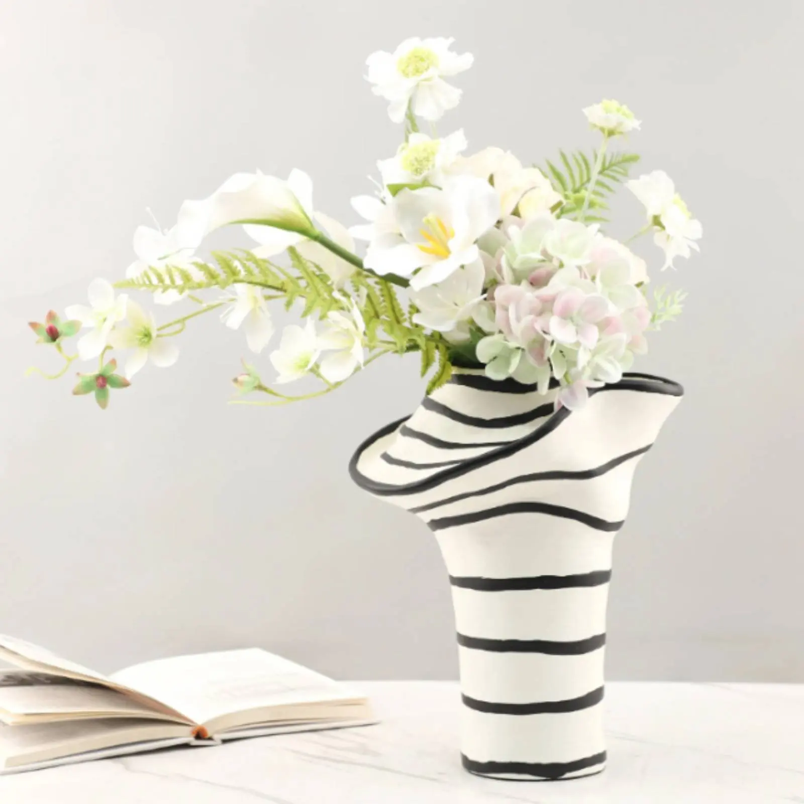 Florero moderno a rayas llamativo, decoración resistente para hogar - imagen 3