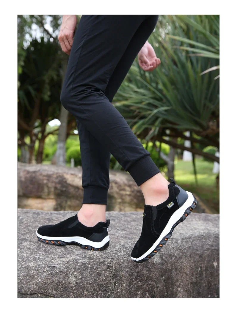 Vista lateral de zapatillas deportivas para hombre