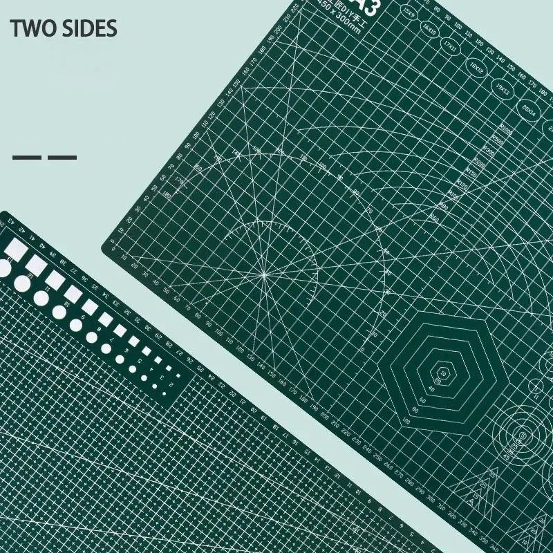Comparación de tamaño del tapete de corte sobre una mesa