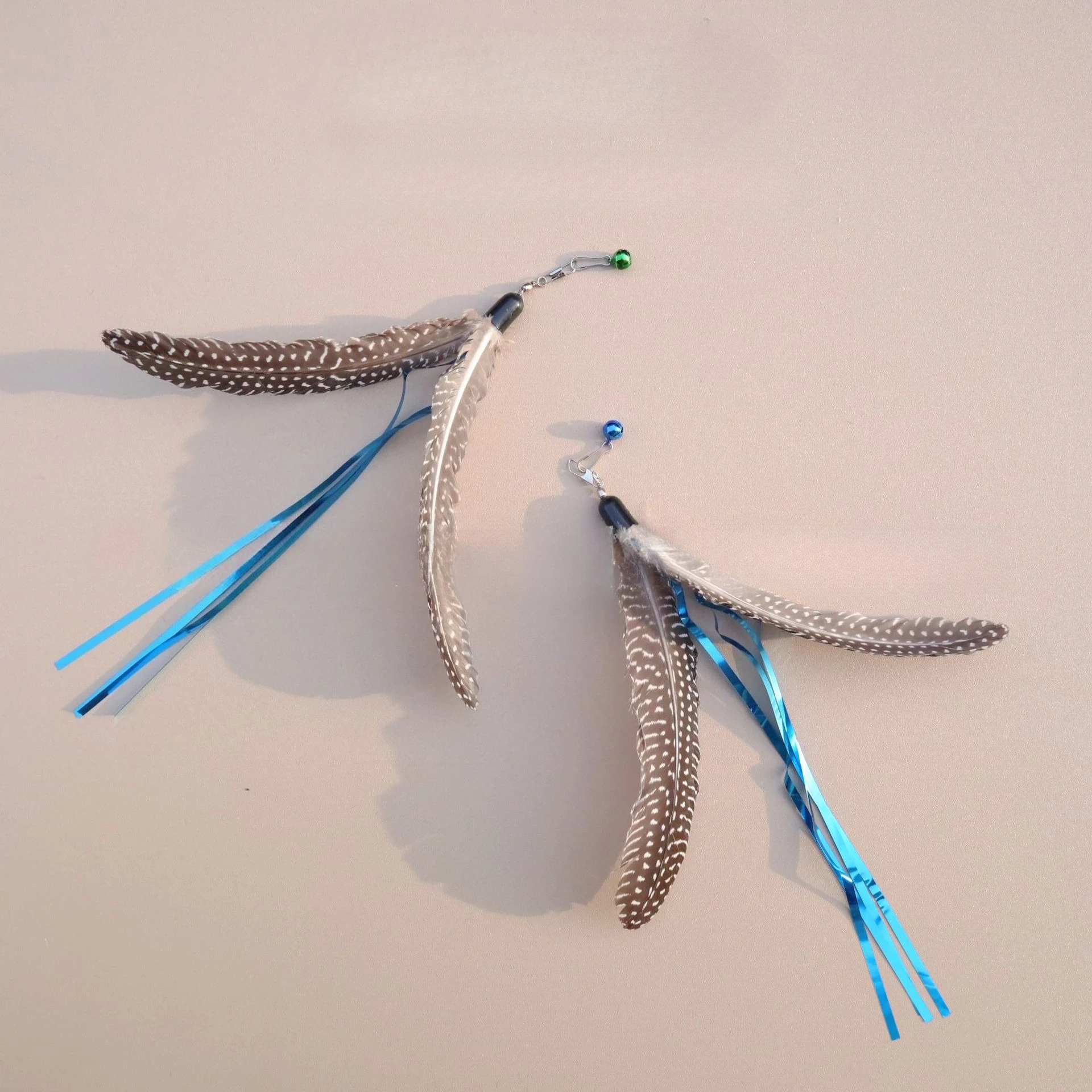 Plumas suaves para juego seguro