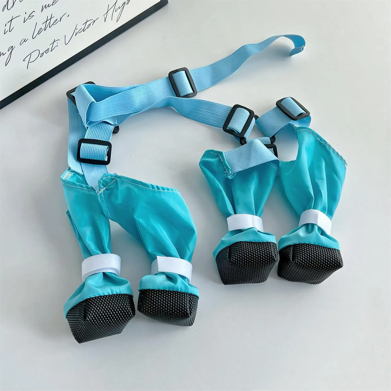 Pantalones antisuciedad con zapatos para perros de cuatro estaciones