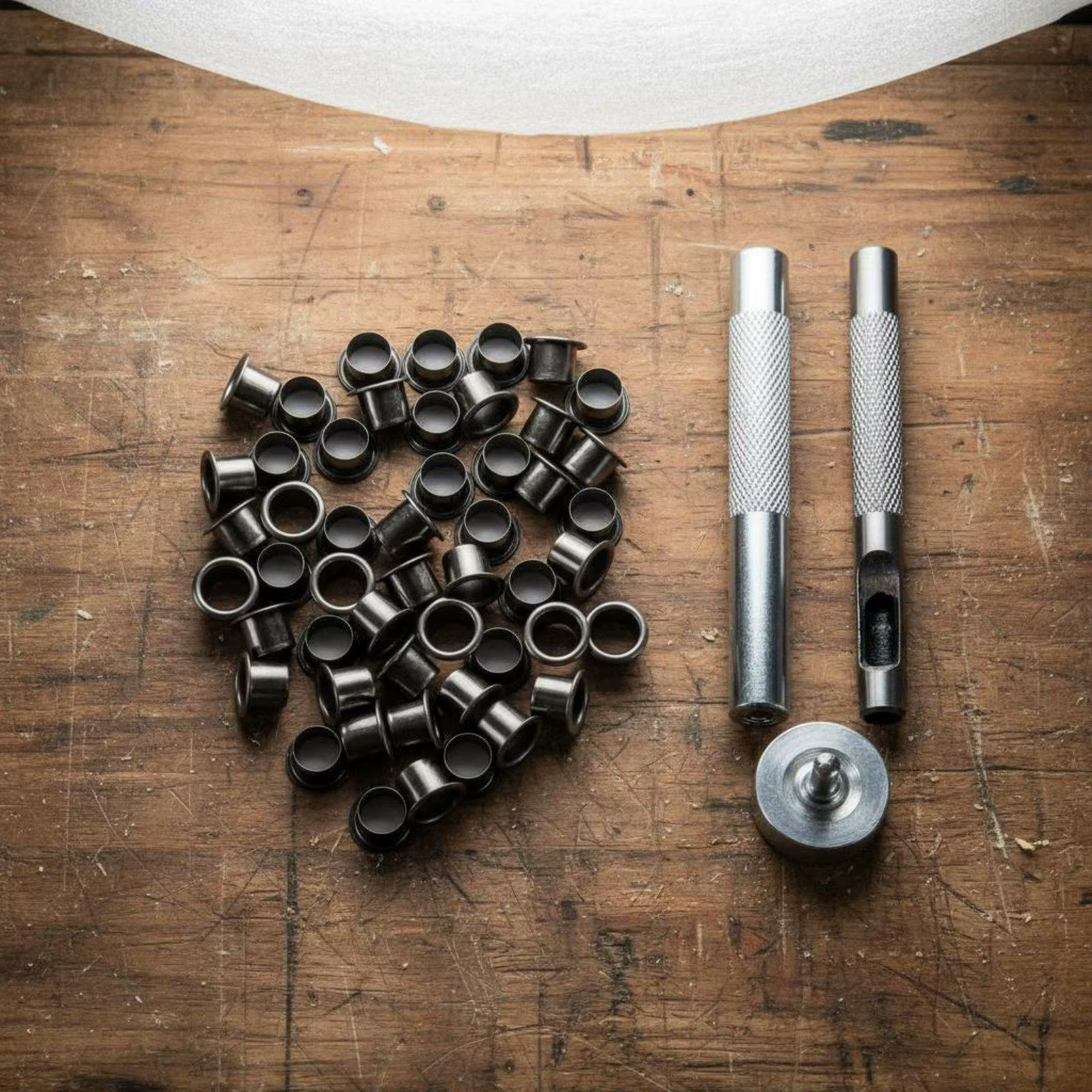 Kit Ojales Sintéticos para Manualidades – 50 Piezas con Remaches Huecos - imagen 5