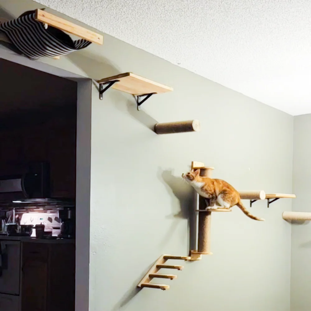 Rascador de muebles de madera