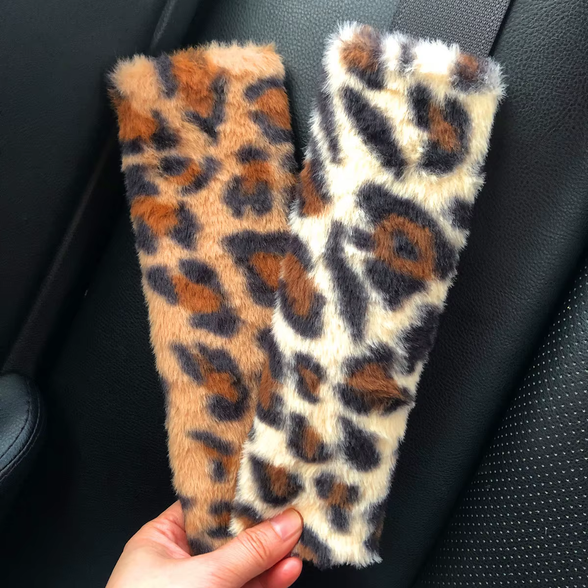 Protector de hombro anti-fricción para cinturón coche de perro - imagen 2