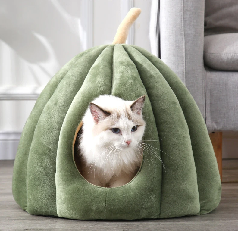 Cama nido pawstrip forma calabaza verde para gatos