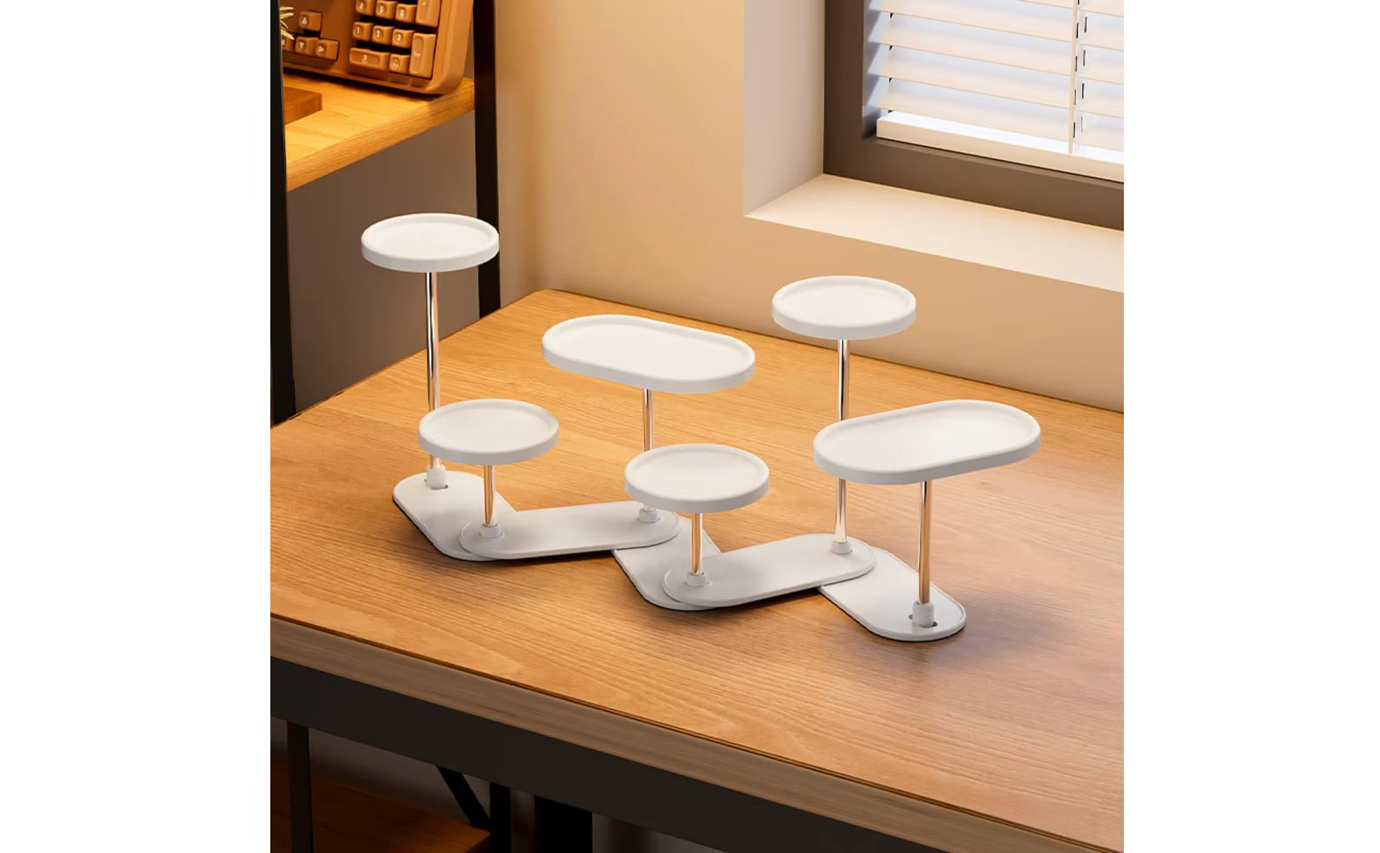 Soporte multi-nivel con estética moderna
