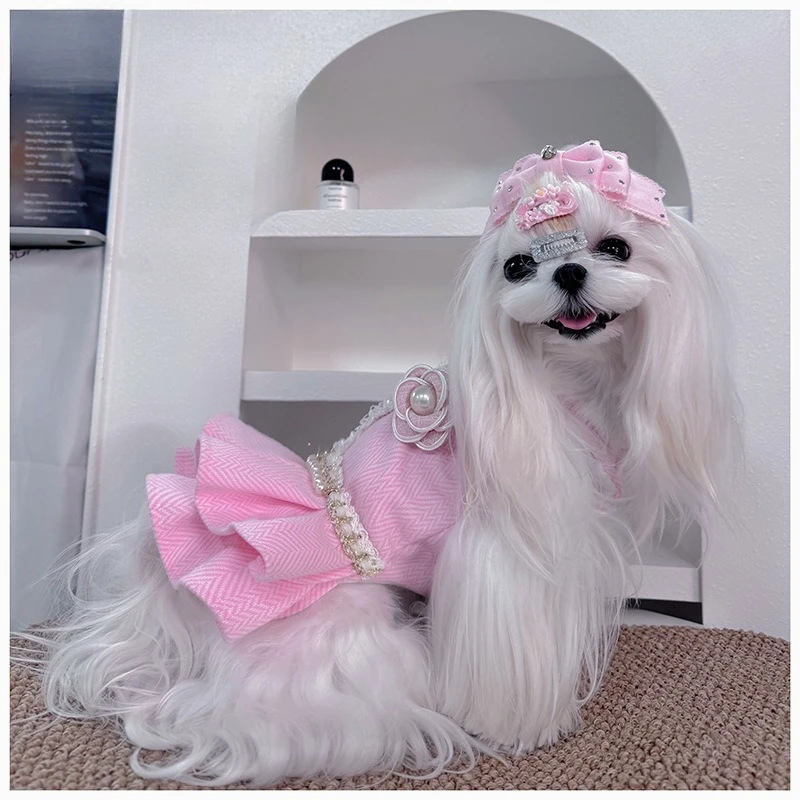 Vestido rosa de flores para perros y gatos – de felpa cálida - imagen 3