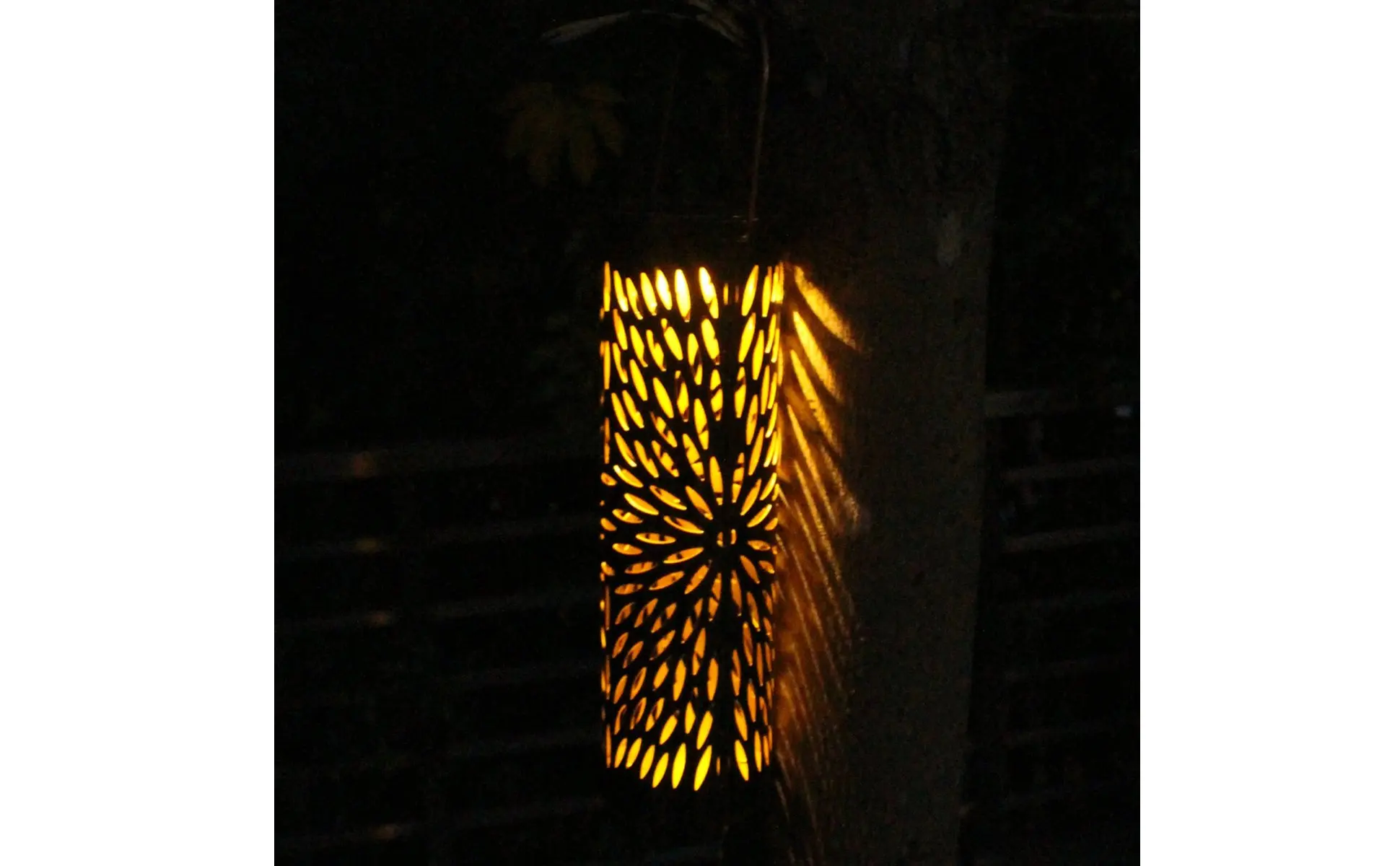 Lámpara solar colgante decorativa para patio y jardín