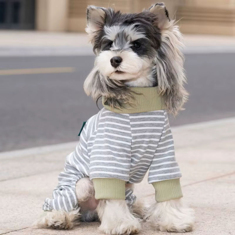 Pijama a rayas para perro pequeño y gato con anilla en D