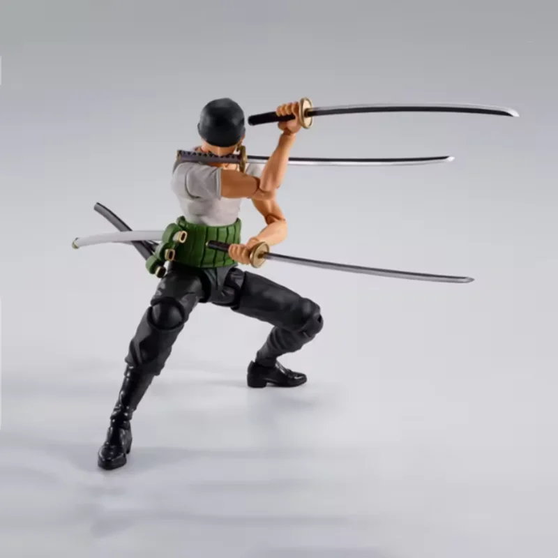 Figura Articulada Roronoa Zoro de One Piece Bandai SHF para Exhibición - imagen 2