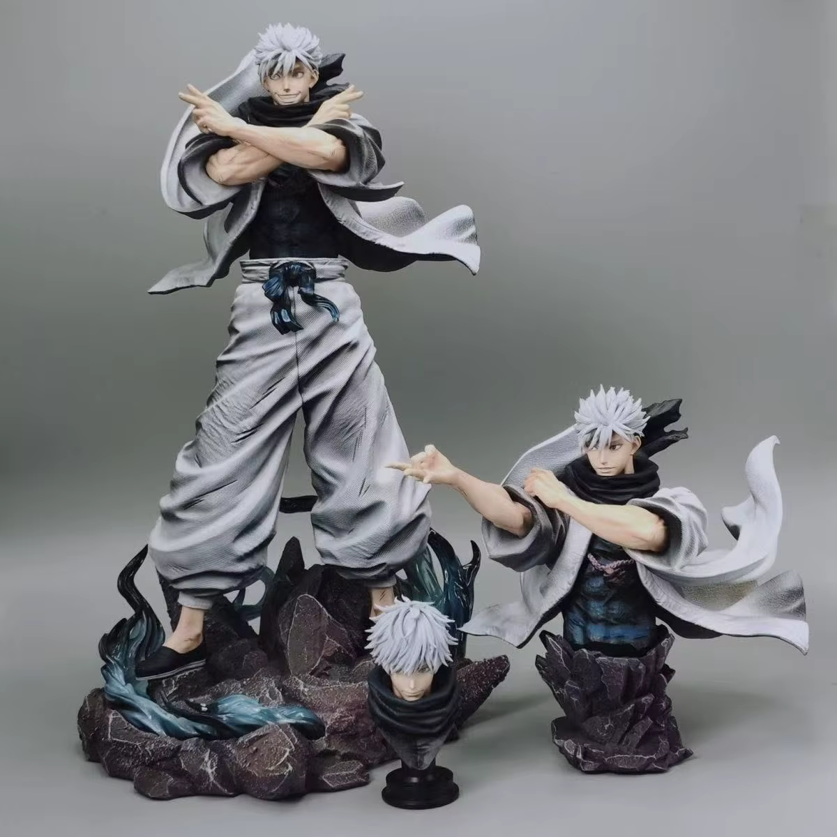 Figura de acción de Gojo Satoru con tres cabezas intercambiables