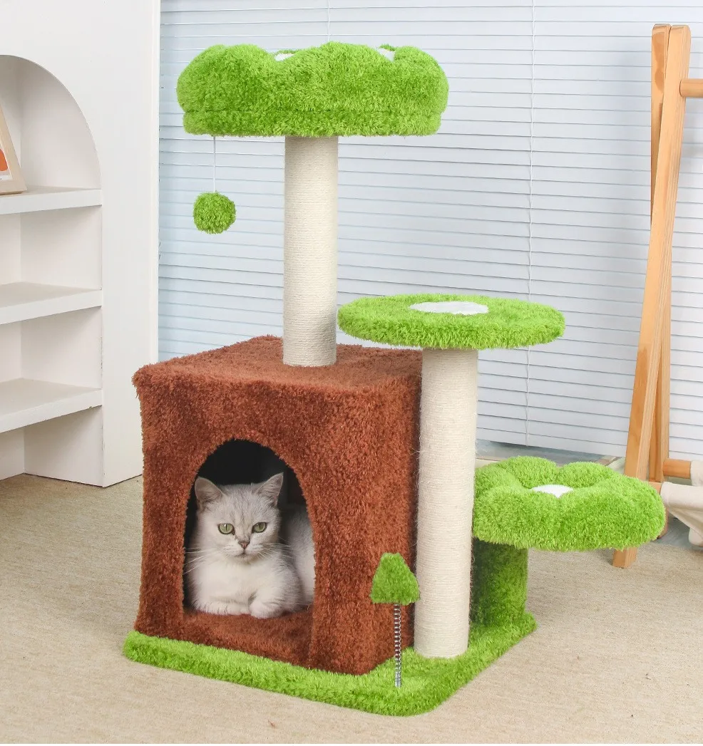 Árbol rascador en salón
